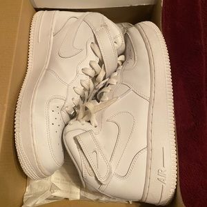 Air Force 1 mid